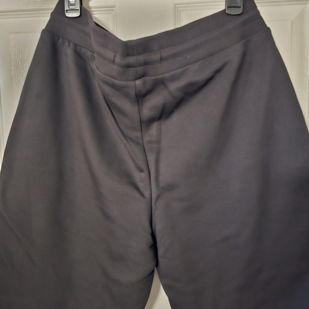 Men's Calvin Klein  Shorts - Picture 5 of 5